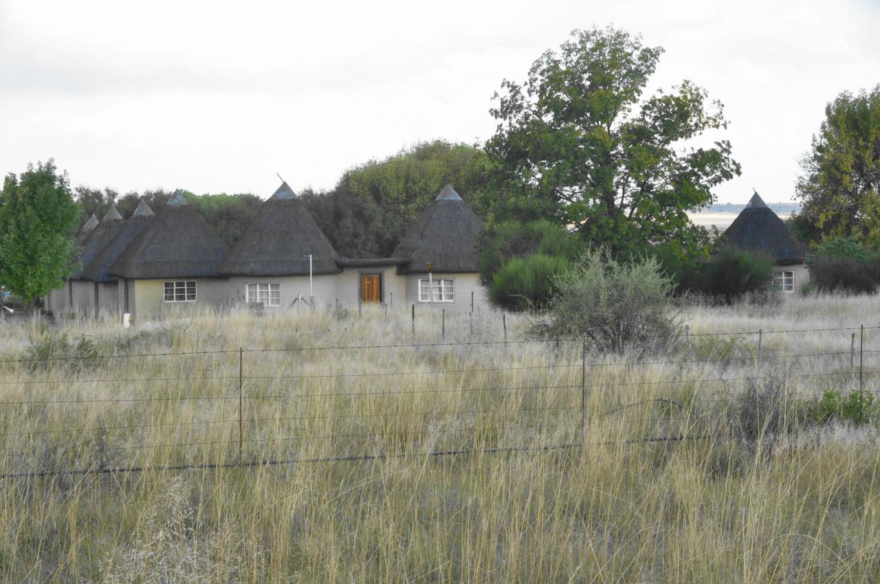 Van Zylsvlei - A Karoo Guest Farm Colesberg Bagian luar foto